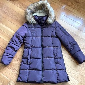 Steve Madden Girl Womens Jacket Size M. Dark eggplant purple down WARM!
